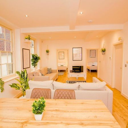 Unique Warehouse Style Flat - Amazing Location Appartamento Norwich Esterno foto