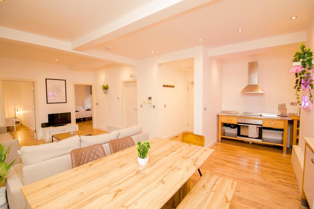 Unique Warehouse Style Flat - Amazing Location Appartamento Norwich Esterno foto